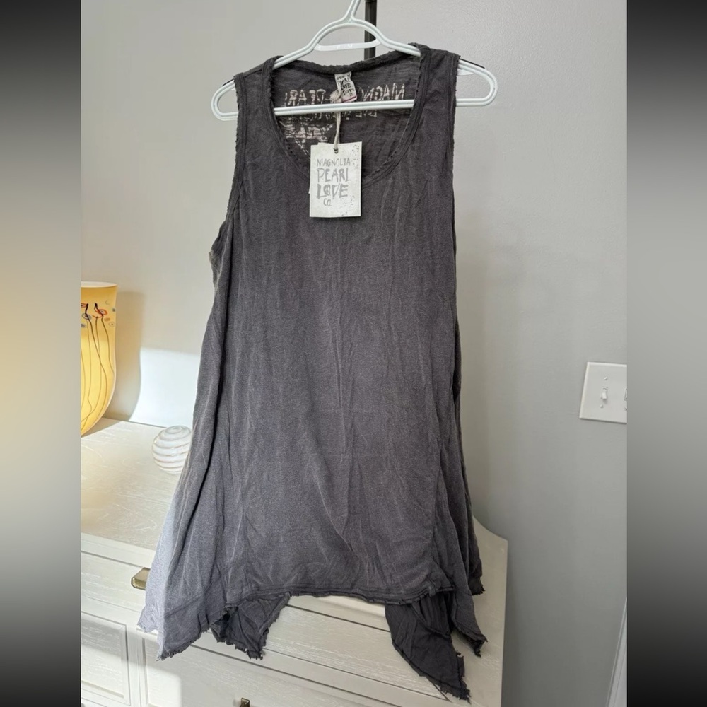 NWT Magnolia Pearl Shirt OS Gray Ozzy Paz Tank Top  Layer Tunic Flowy NEVER WORN